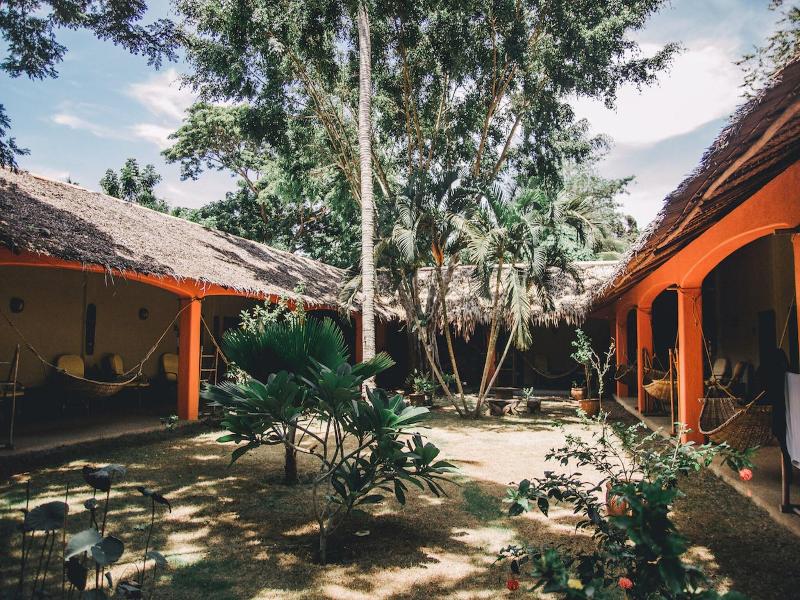 Hibiscus Garden Inn image