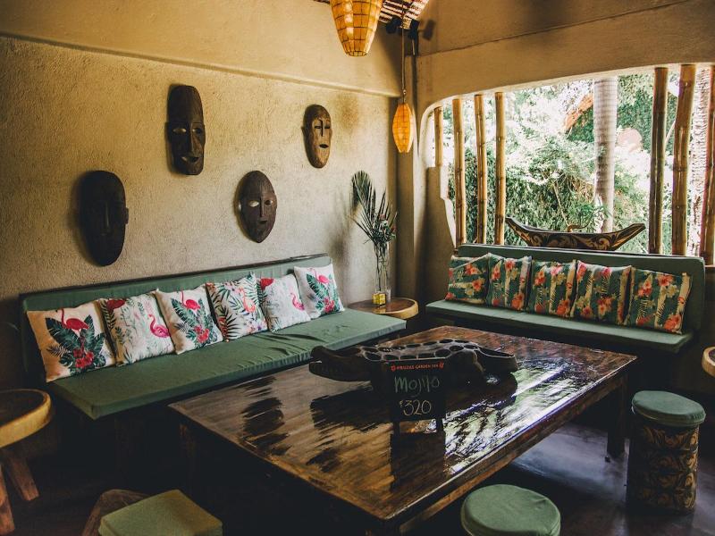 Hibiscus Garden Inn image