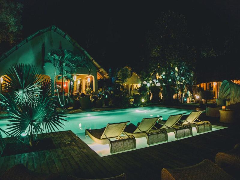Hibiscus Garden Inn image