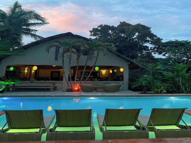 Hibiscus Garden Inn image