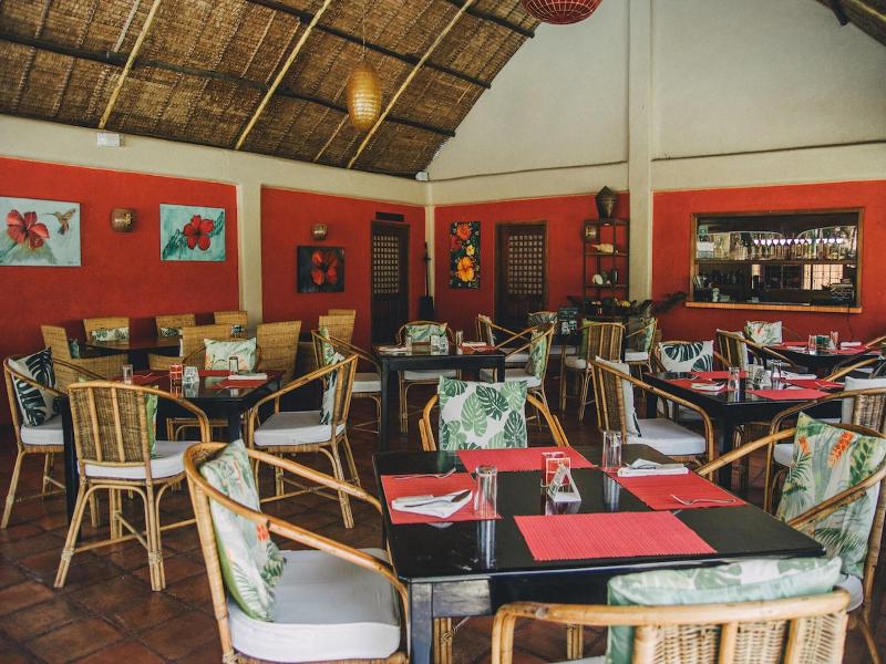 Hibiscus Garden Inn image