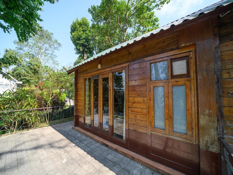 Sinclairs Retreat Kalmpong image