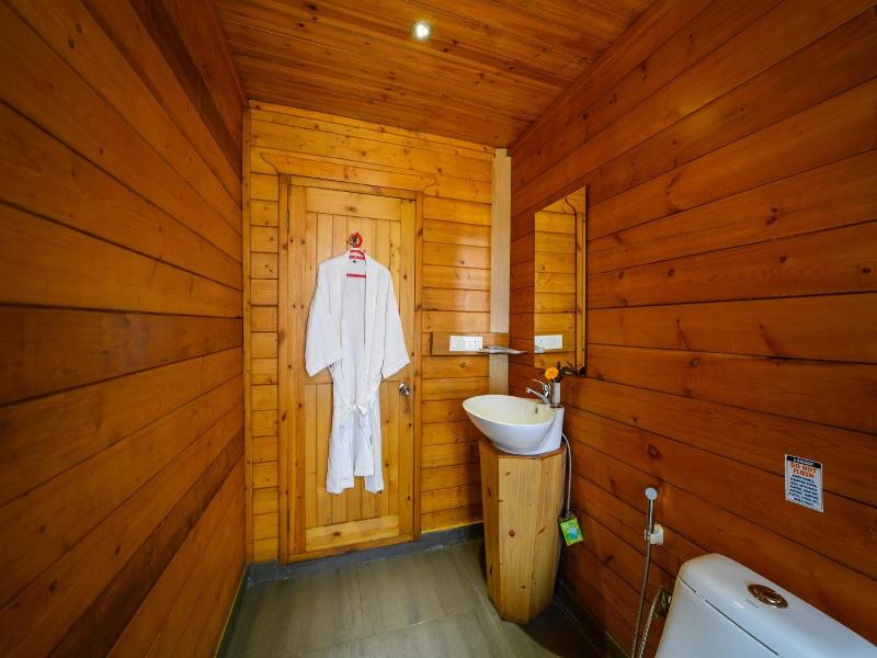 Sinclairs Retreat Kalmpong image