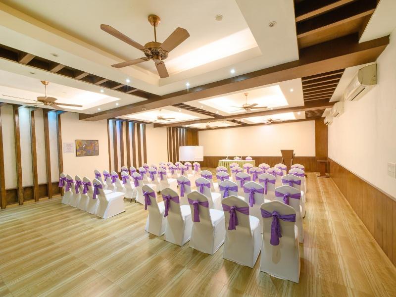 Sinclairs Retreat Kalmpong image