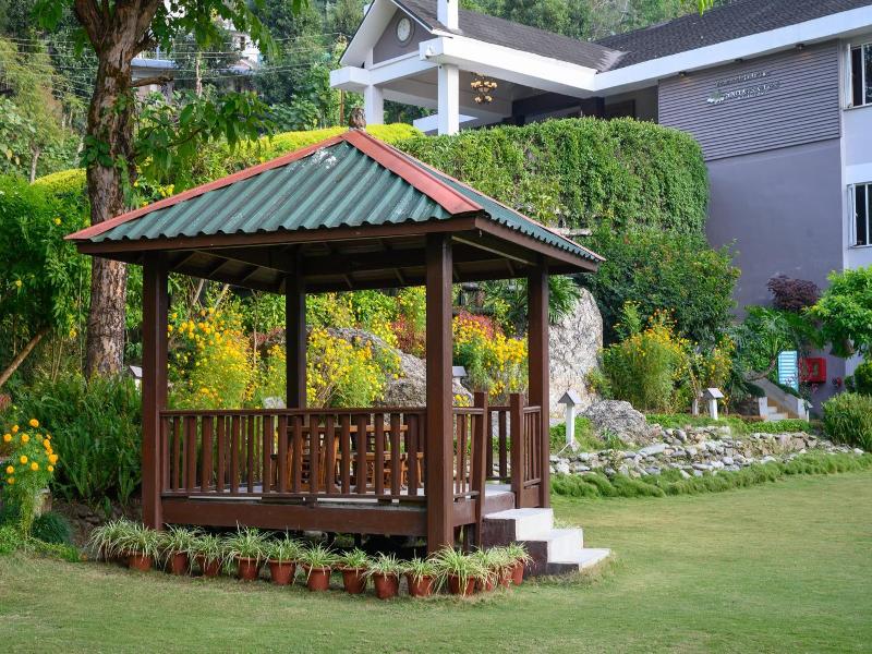 Sinclairs Retreat Kalmpong image