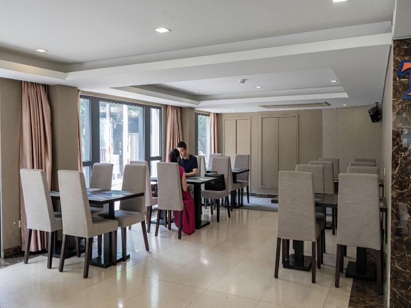 Ciao Saigon Hotel Spa image