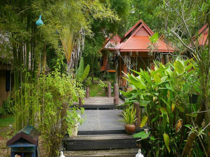Pho Rak Nah Pai Guesthouse image