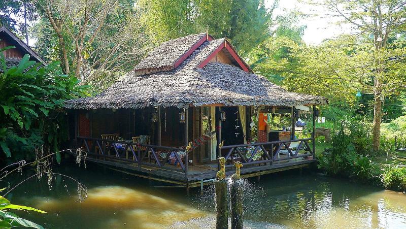 Pho Rak Nah Pai Guesthouse