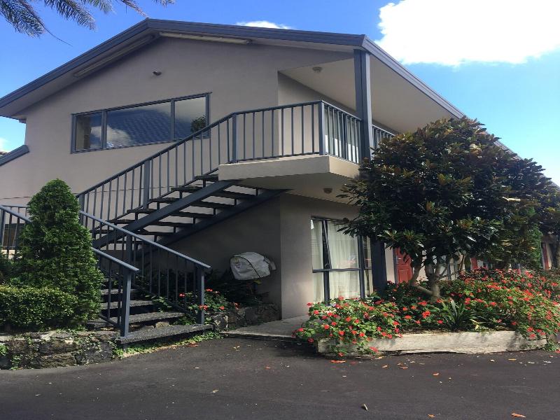 Cornwall Park Motor Inn image