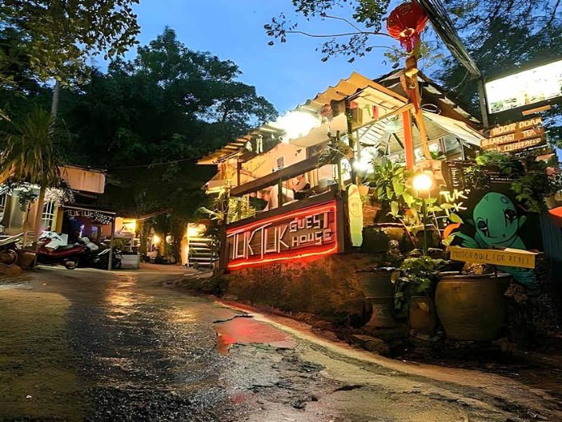Tuk Tuk Guesthouse image