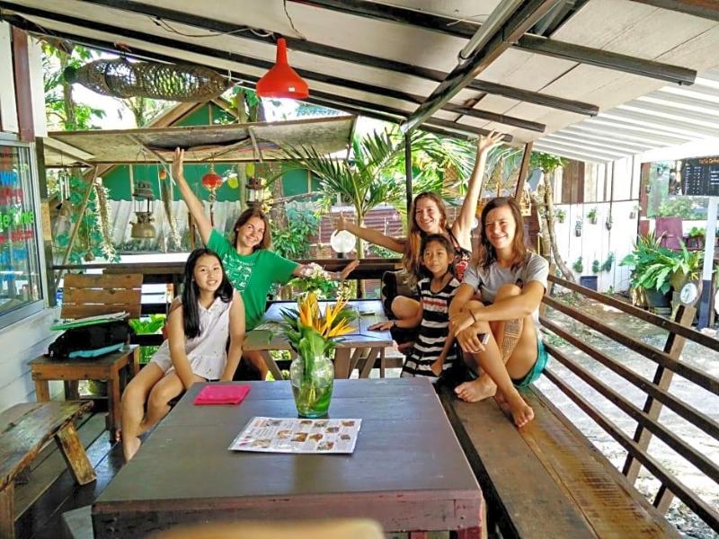 Tuk Tuk Guesthouse image