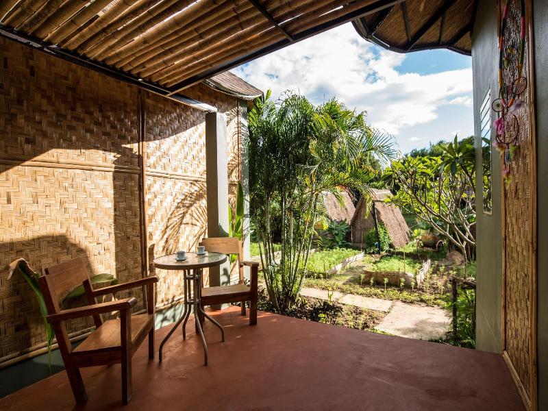 Pai Nai Fun Hotel image