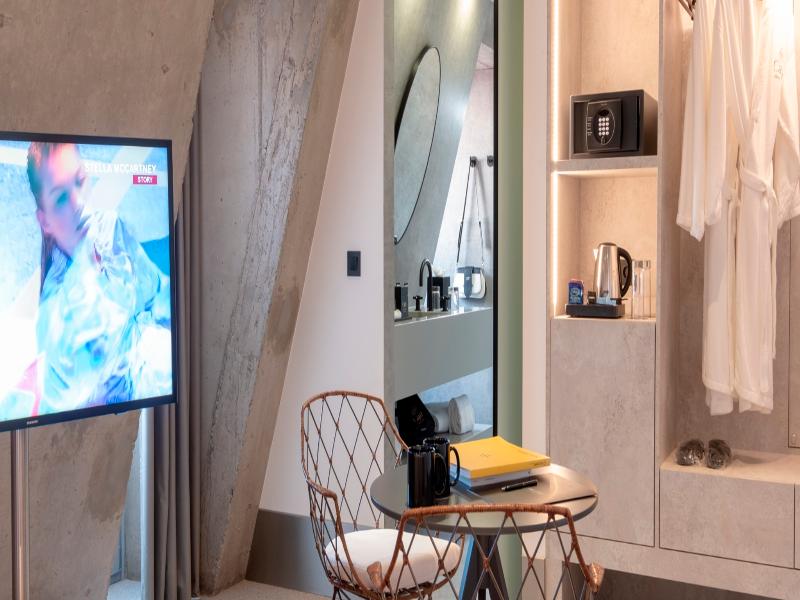 Hotel Caju image