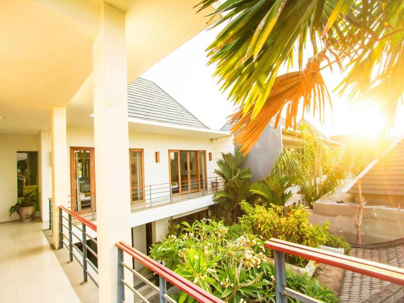 Apple Villas Apartments image