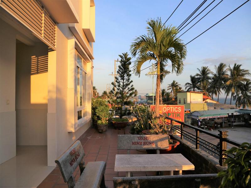 Minh Hung Hotel image
