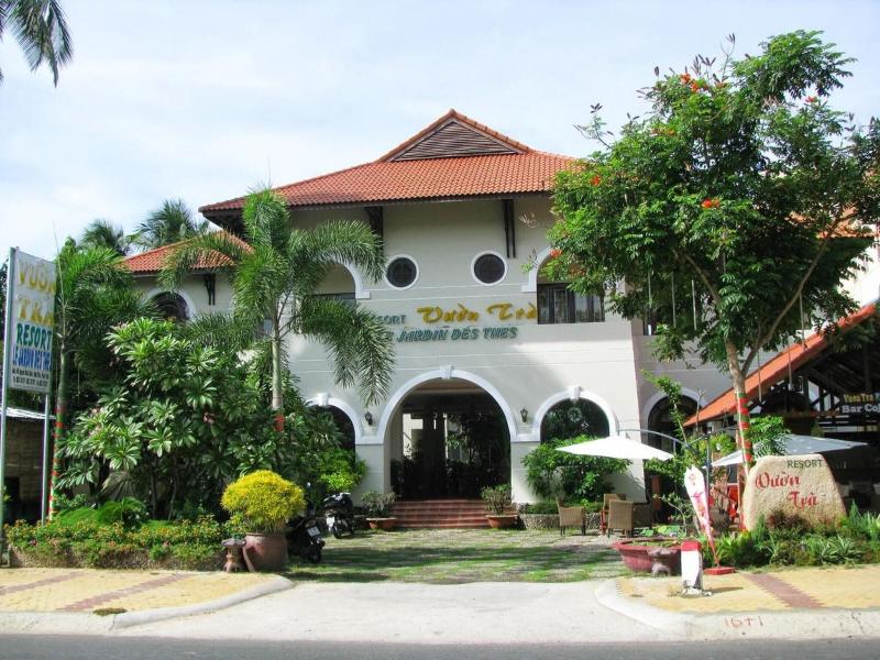 Vuon Tra Resort image
