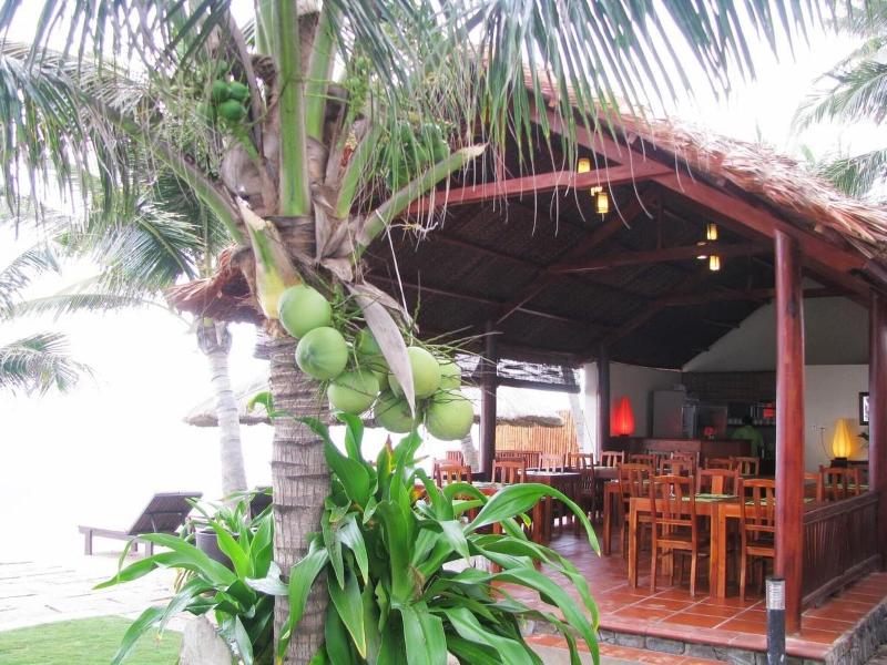 Vuon Tra Resort image