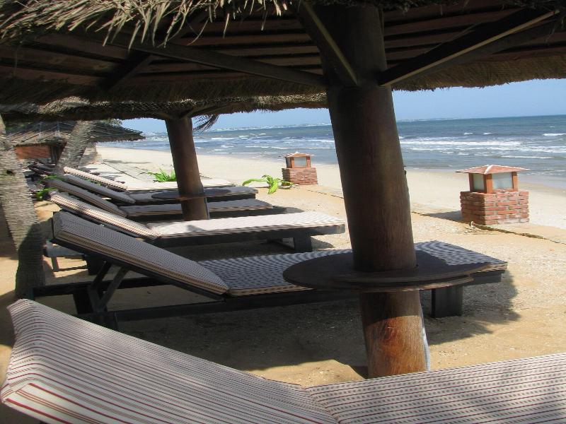 Vuon Tra Resort image