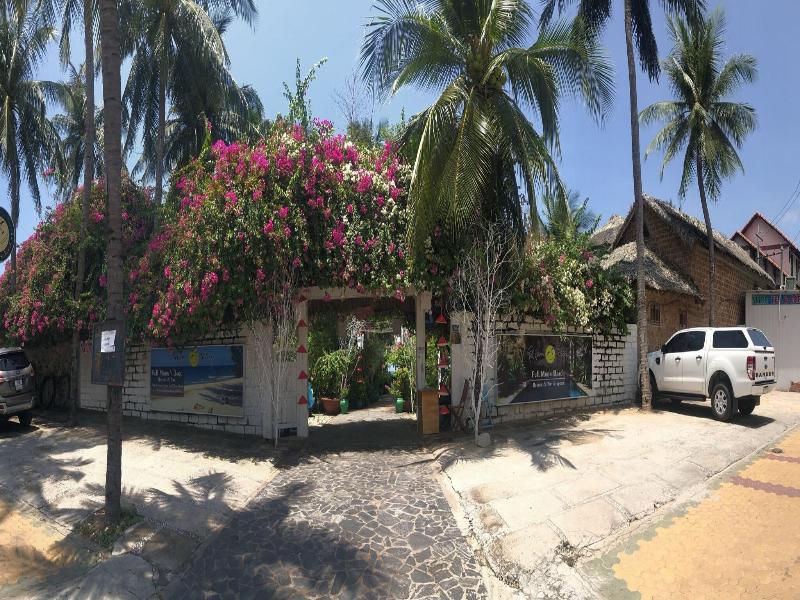 Full Moon Beach Resort image