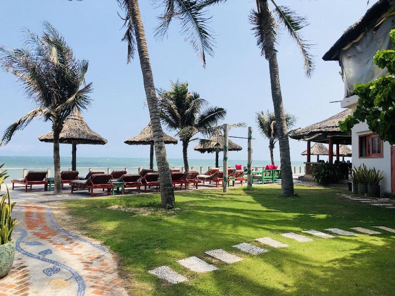 Full Moon Beach Resort image