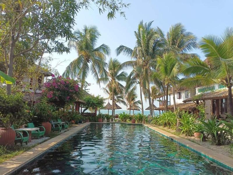 Full Moon Beach Resort image