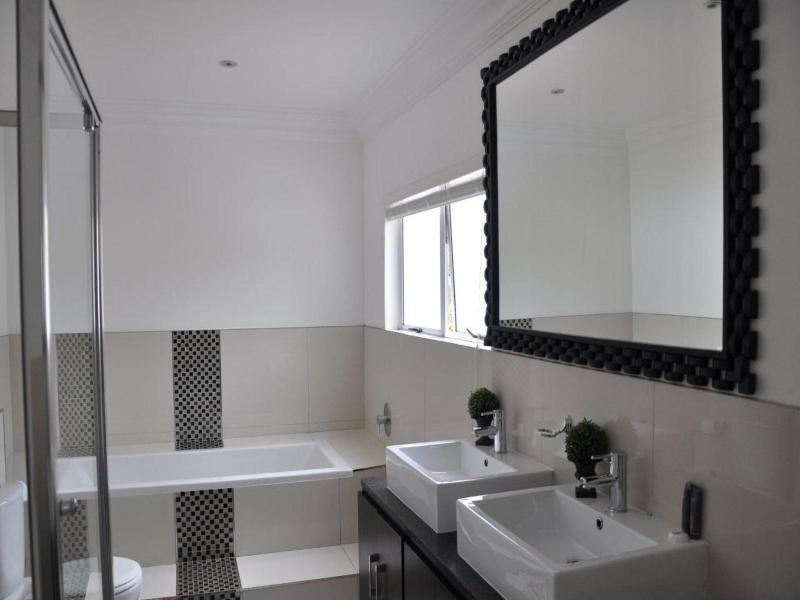 34 On Milkwood Guesthouse image