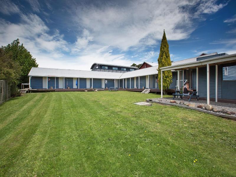 Lknz Lodge