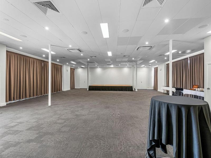 Cannonvale Reef Gateway Hotel image
