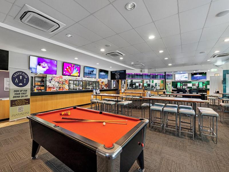 Cannonvale Reef Gateway Hotel image