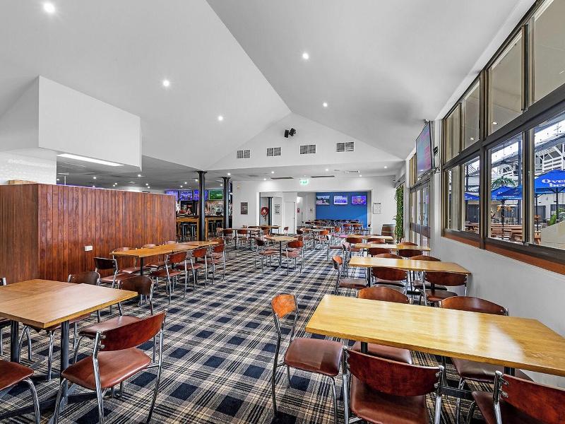 Cannonvale Reef Gateway Hotel image