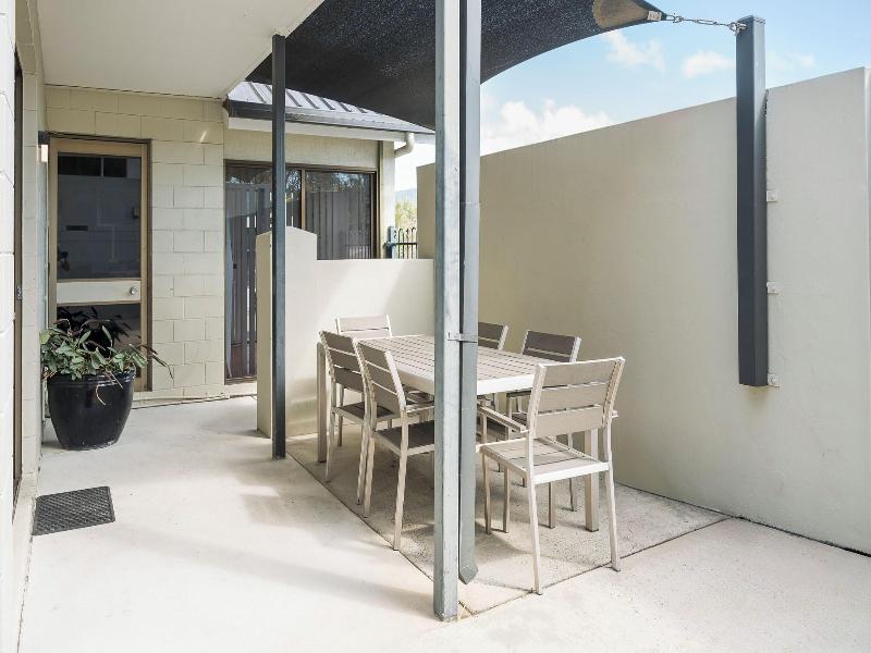Cannonvale Reef Gateway Hotel image