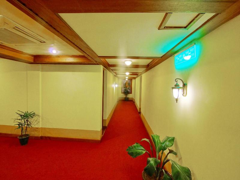 Shwe Ingyinn Hotel Mandalay image