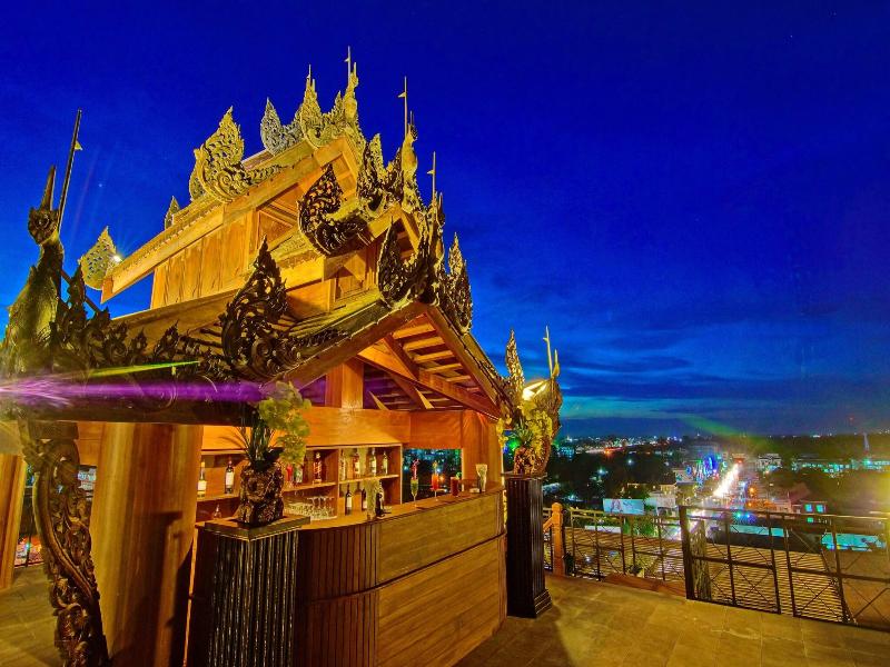 Shwe Ingyinn Hotel Mandalay image