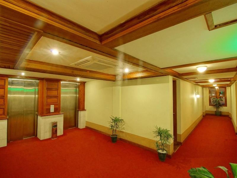 Shwe Ingyinn Hotel Mandalay image