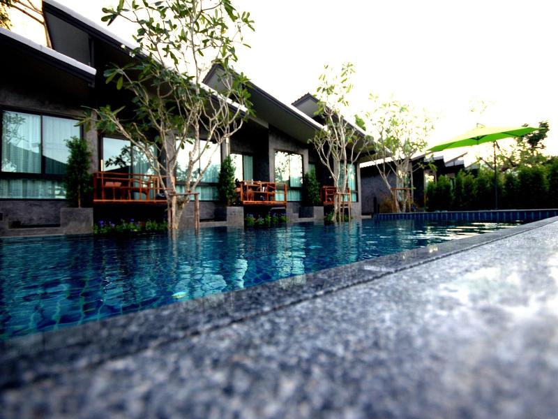 Family House Zen Boutique Resort image