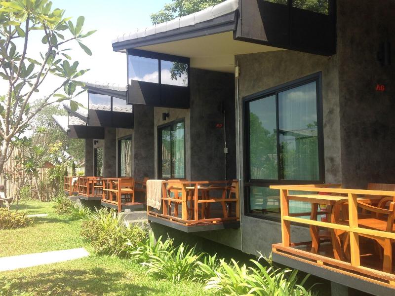 Family House Zen Boutique Resort image