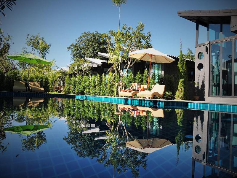 Family House Zen Boutique Resort image