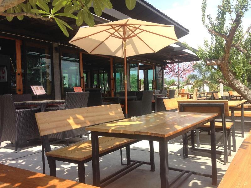 Family House Zen Boutique Resort image