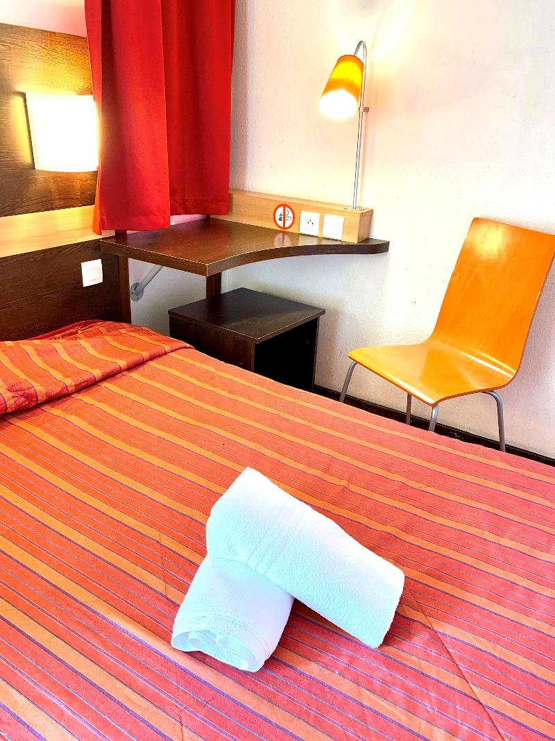Premiere Classe Valenciennes Sud Rouvignies Hotel image