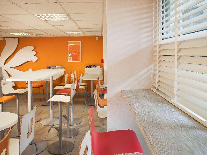 Premiere Classe Valenciennes Ouest Petite Foret Ho image