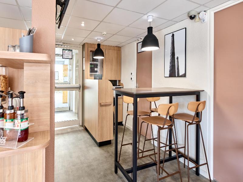 Premiere Classe Valenciennes Ouest Petite Foret Ho image