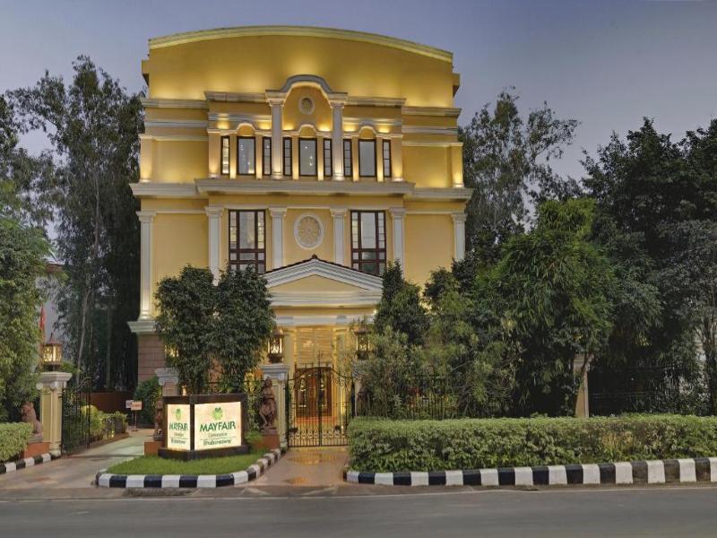 MAYFAIR CONVENTION HOTEL