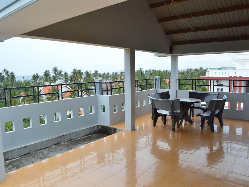 Cat Tien Guest House image