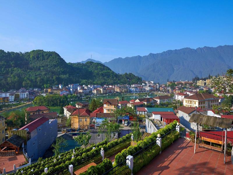 Sapa Village Hotel