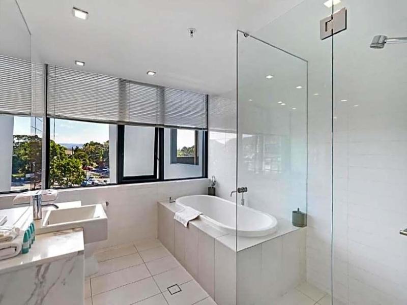 Ambience Hotel On Burleigh Beach image