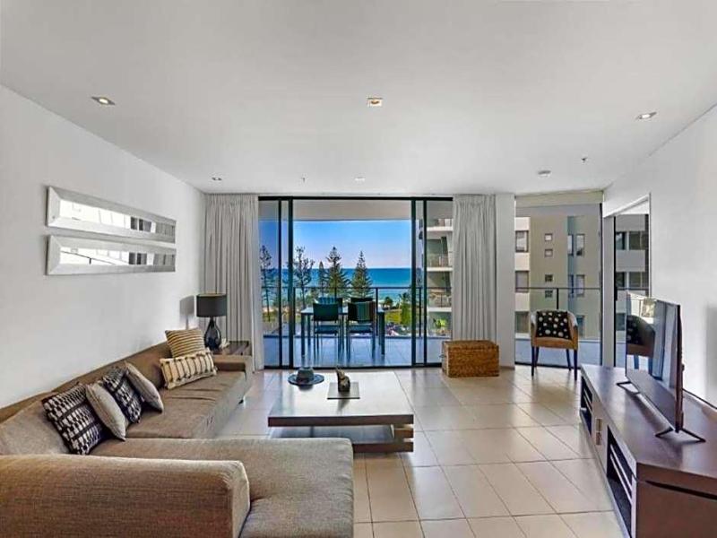 Ambience Hotel On Burleigh Beach image