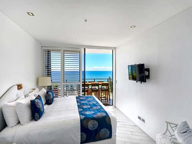Ambience Hotel On Burleigh Beach image