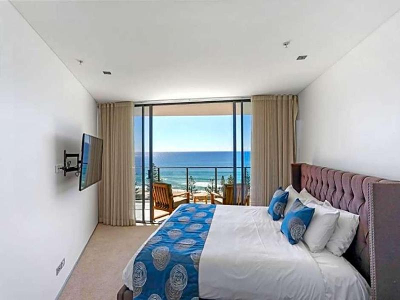 Ambience Hotel On Burleigh Beach image