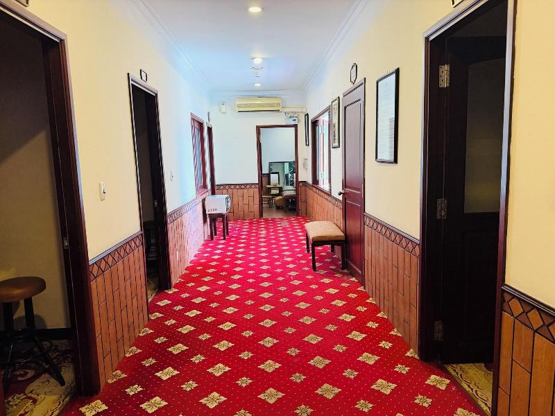 Huong Sen Hotel image