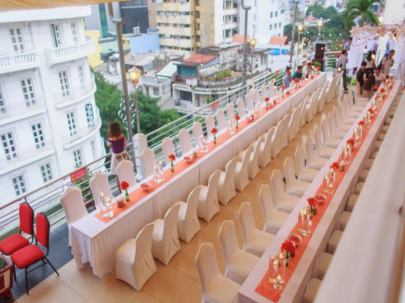 Huong Sen Hotel image